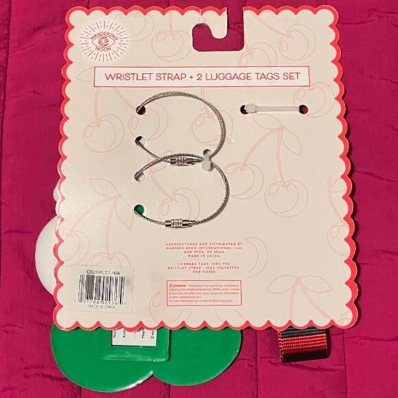 BRAND NEW ~ CHERRY / CHERRIES / TRAVEL / TRAVELING BAG TAGS & WRISTLET STRAP SET - Picture 10 of 11